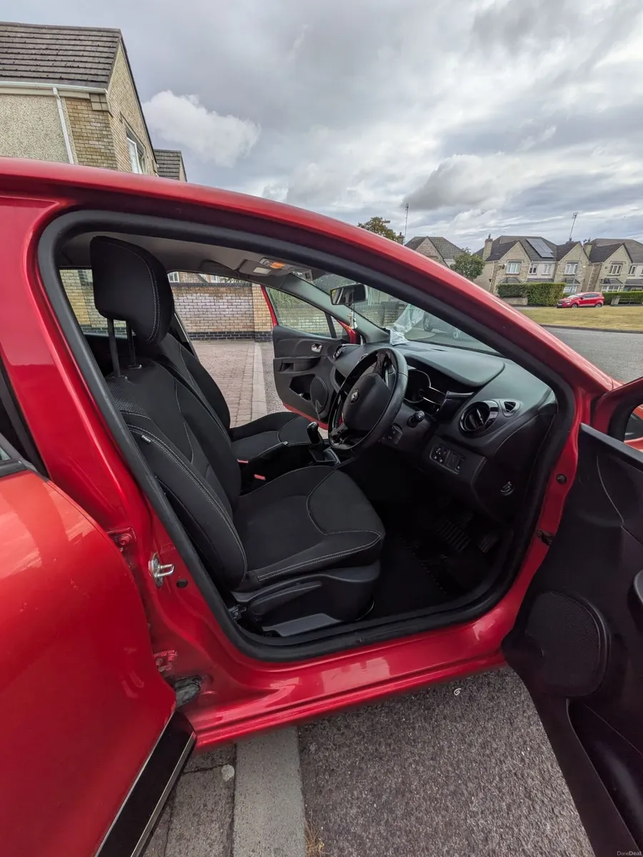 Renault Clio 2014 - Image 5