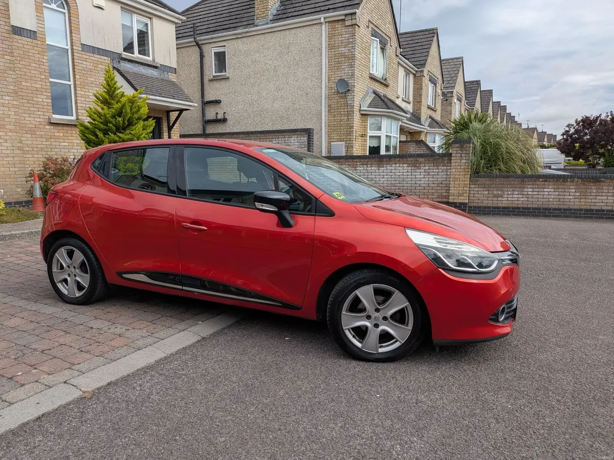Renault Clio 2014 - Image 1