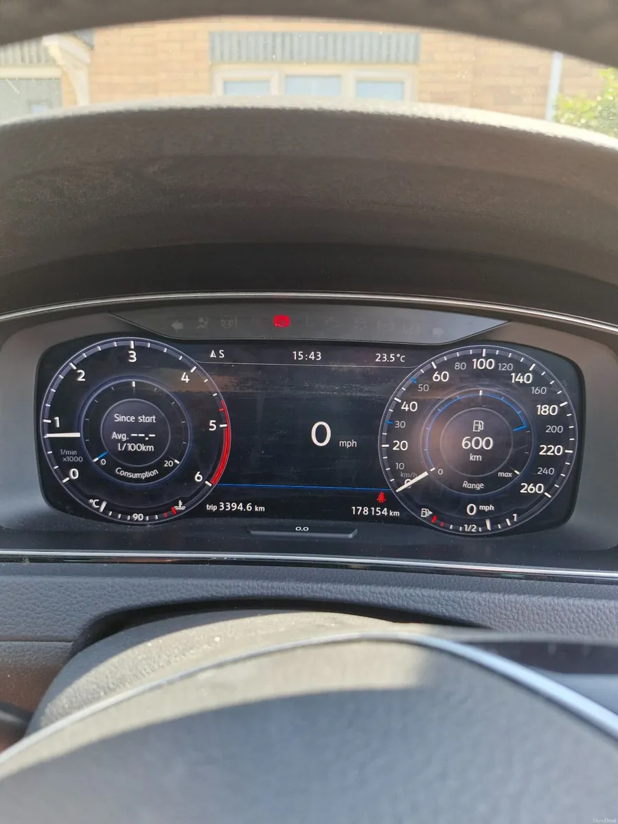 Volkswagen Golf 2017 HIGHLINE 1.6 TDI - Image 5