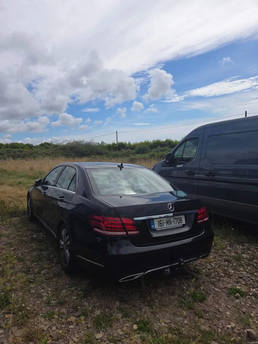 Mercedes-Benz E-Class 2016 - Image 2