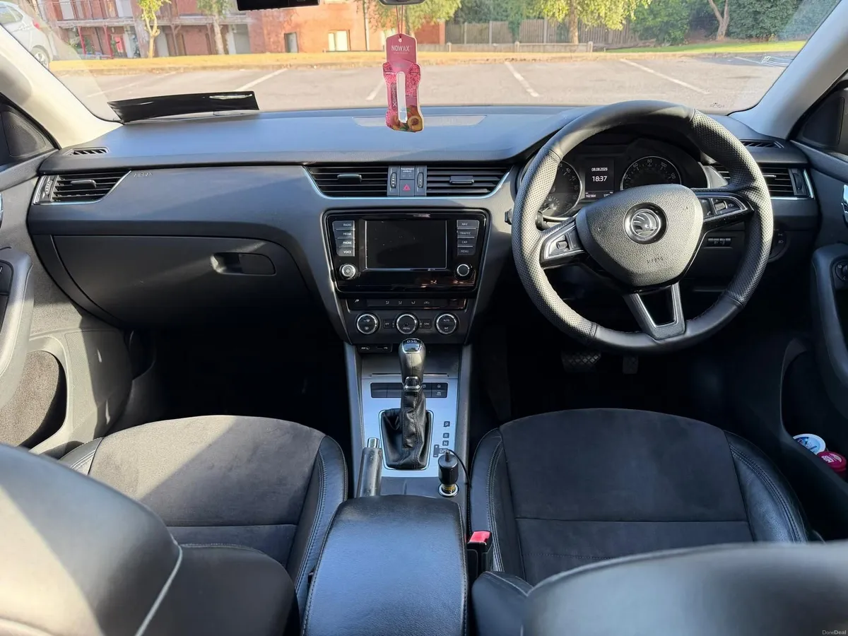 Skoda Octavia 2015 - Image 3