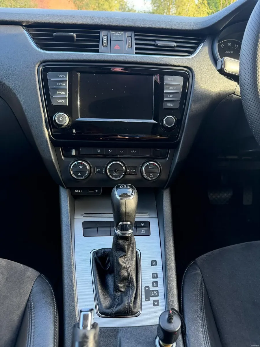 Skoda Octavia 2015 - Image 5