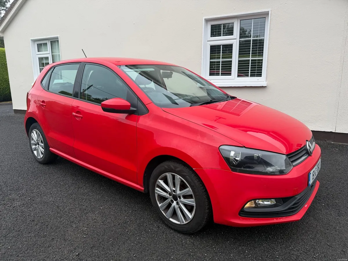 2015 Volkswagen Polo 1.0 Petrol - Image 1