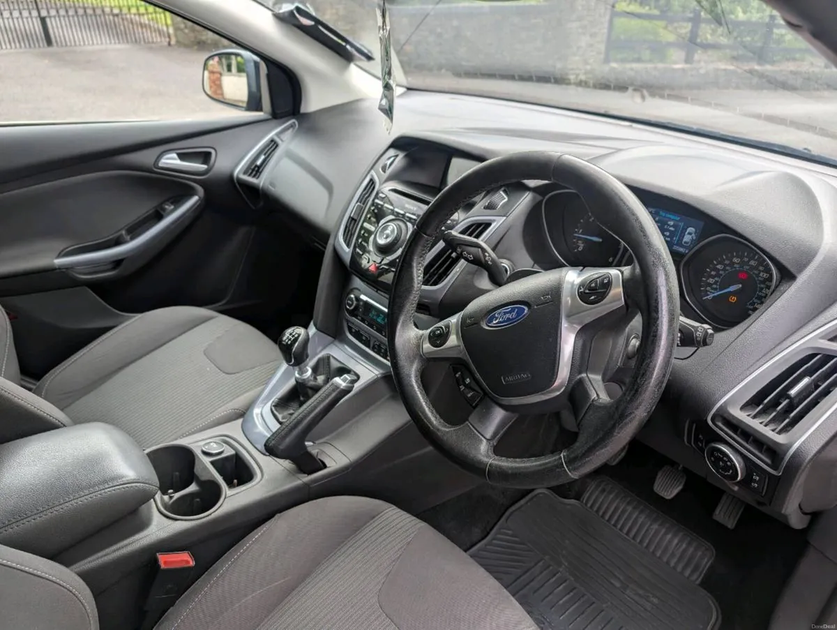 Ford focus 1.6 tdci Titanium - Image 6