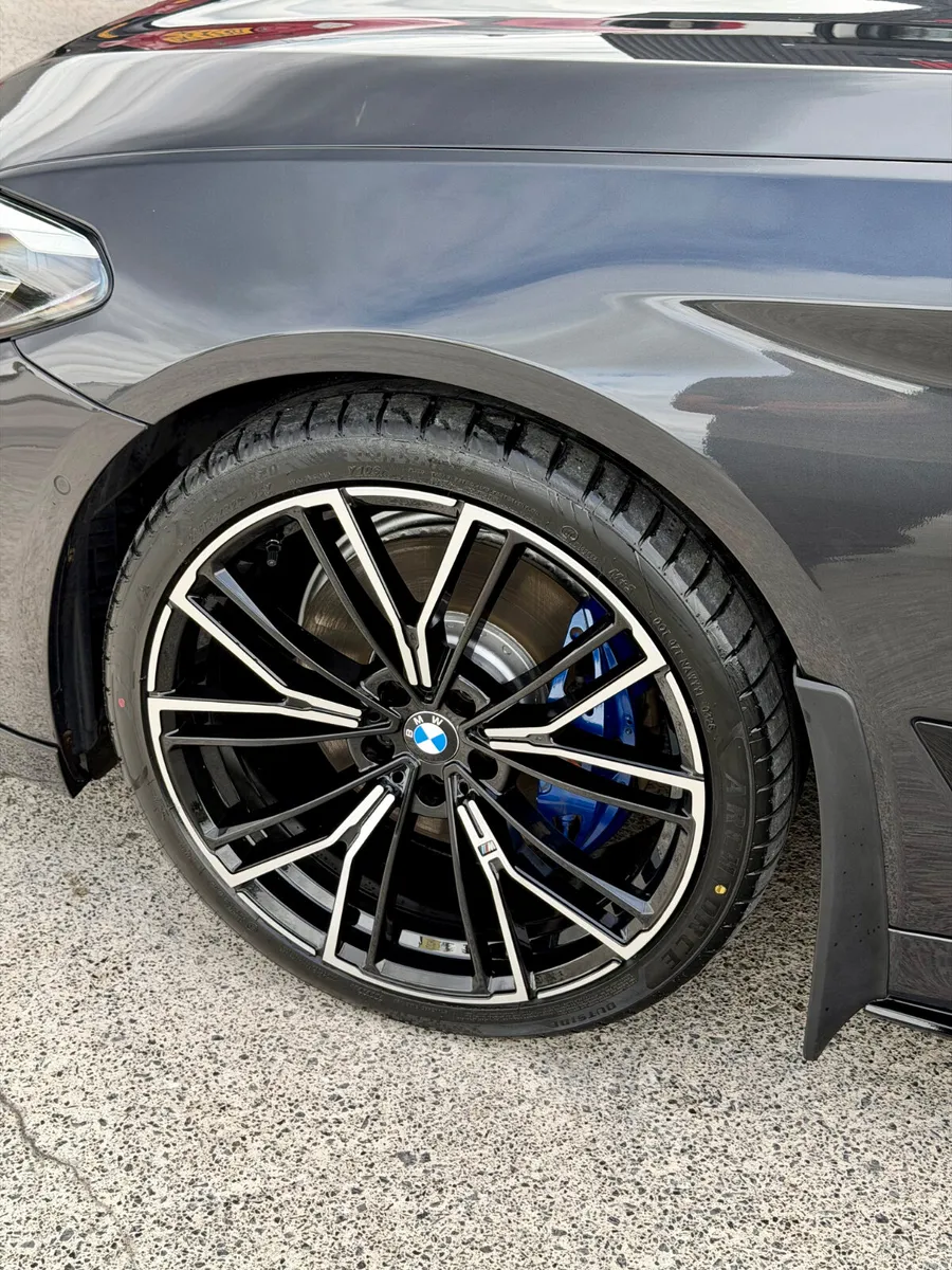 2021 BMW 520D MSPORT PRO MEGA SPEC MPERFORMANCE - Image 6