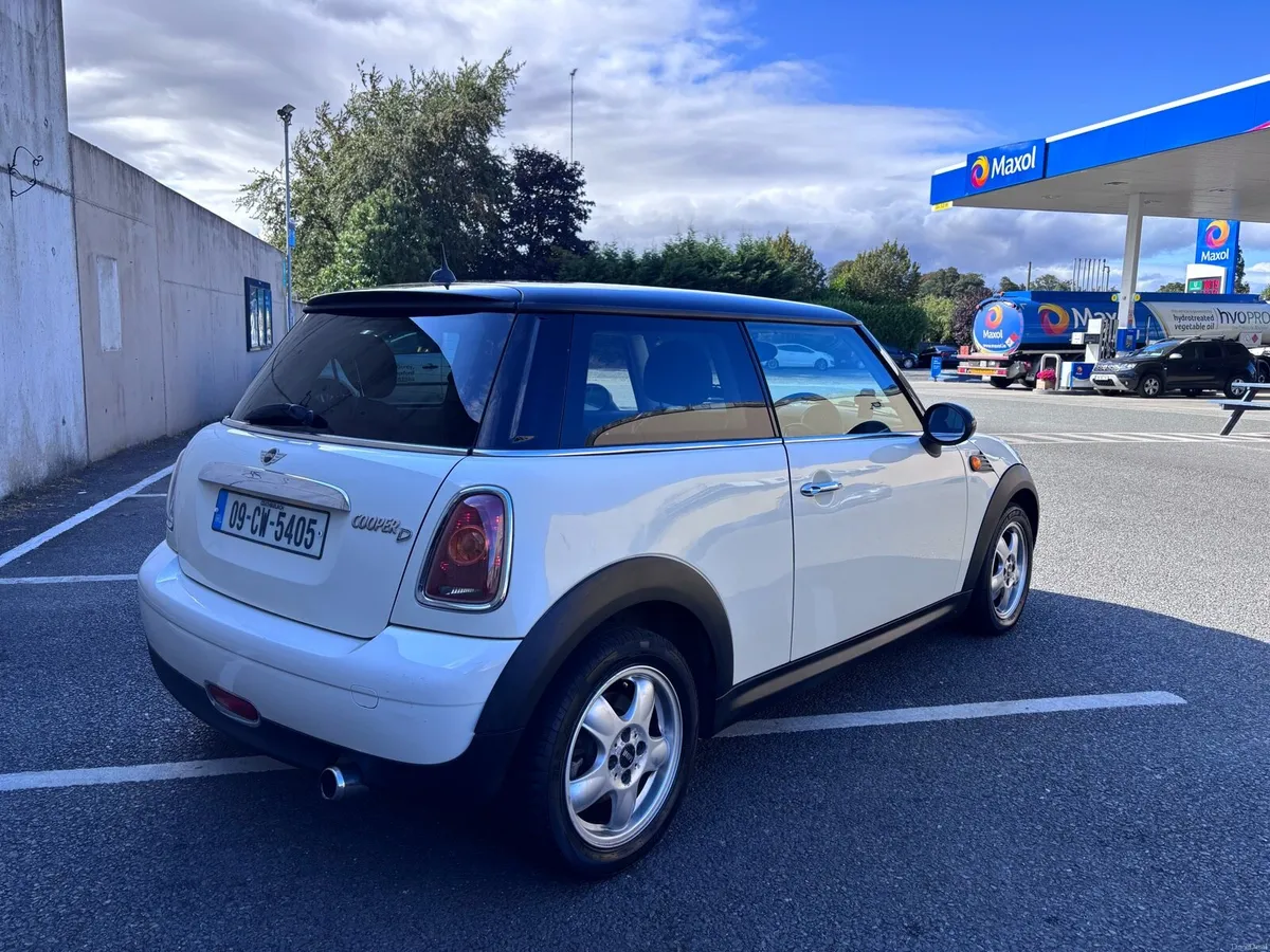 Mini Cooper - Image 5