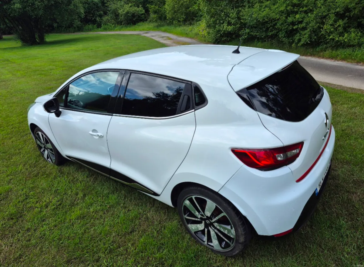 2018 Renault Clio 1.1 Petrol - Image 2
