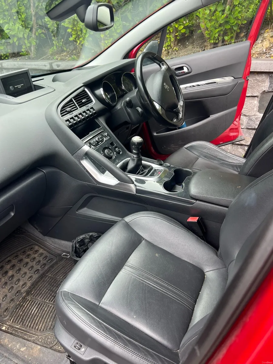 Car - Image 4
