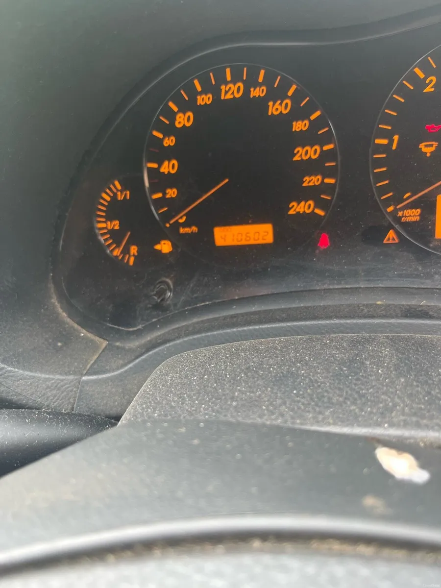 Toyota Avensis - Image 3