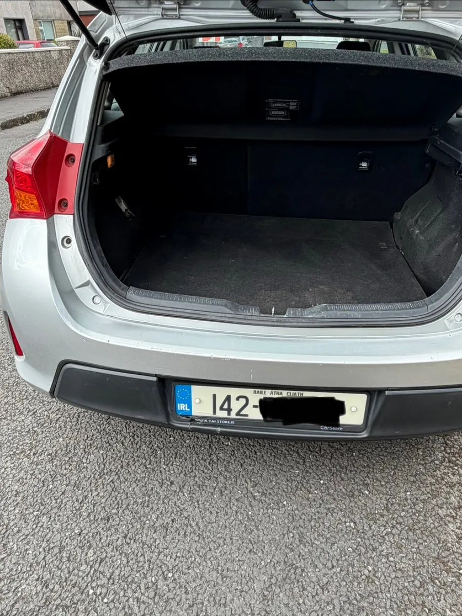 Toyota Auris 2014 - Image 6
