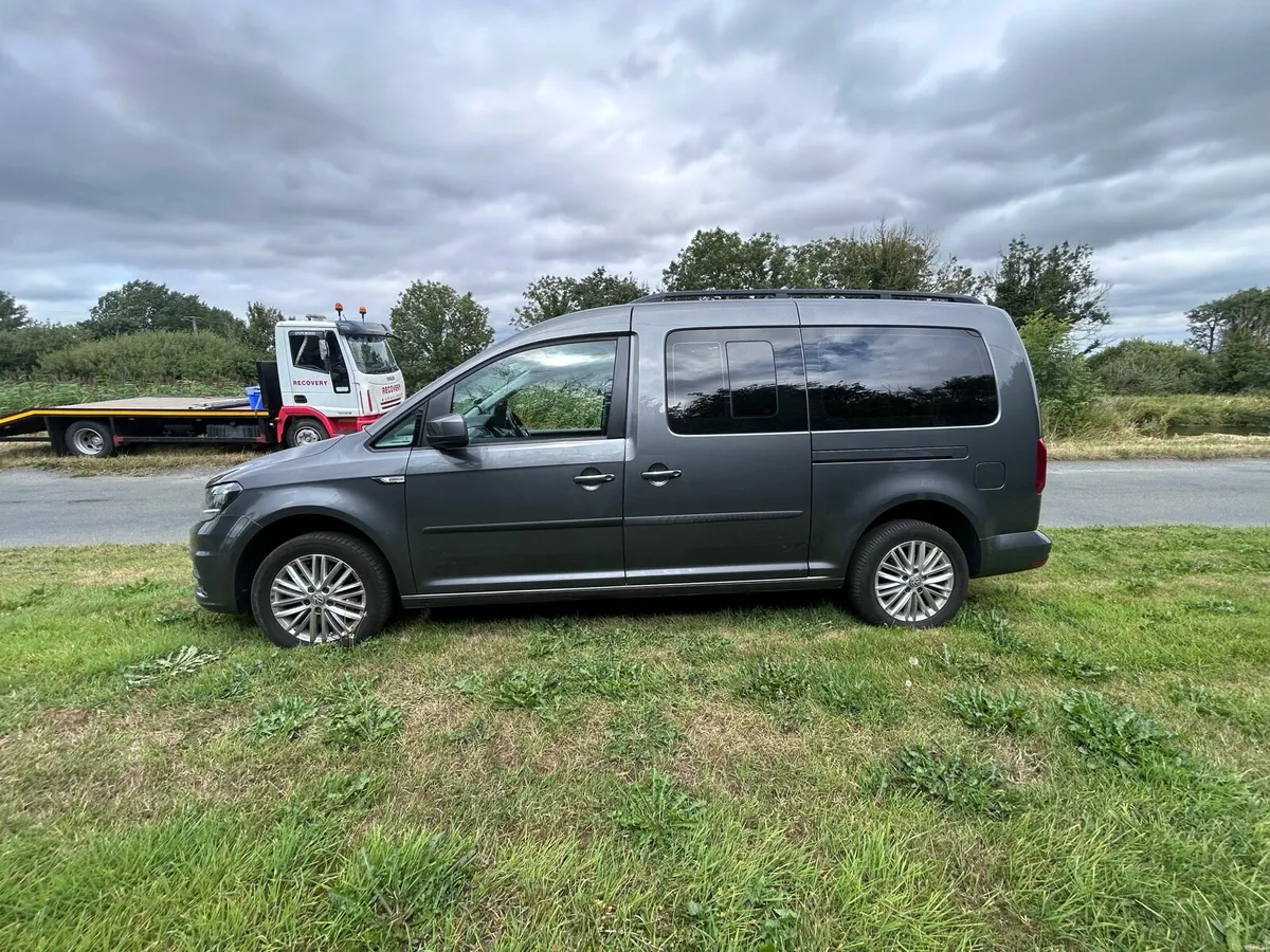 Vw caddy maxi life WAV - Image 3
