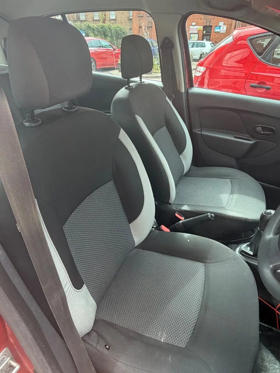 Dacia Sandero 2013 - Image 3