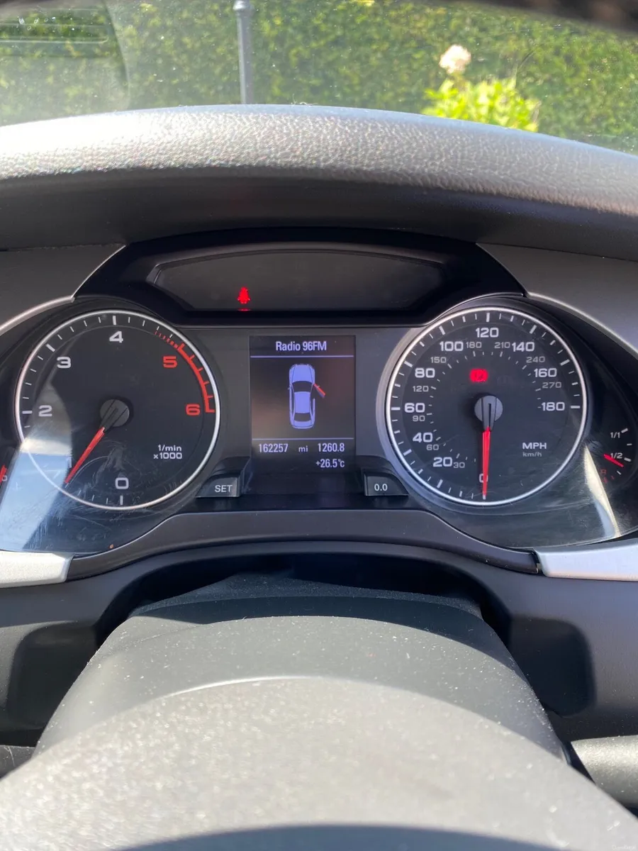 Audi A4 2008 - Image 2