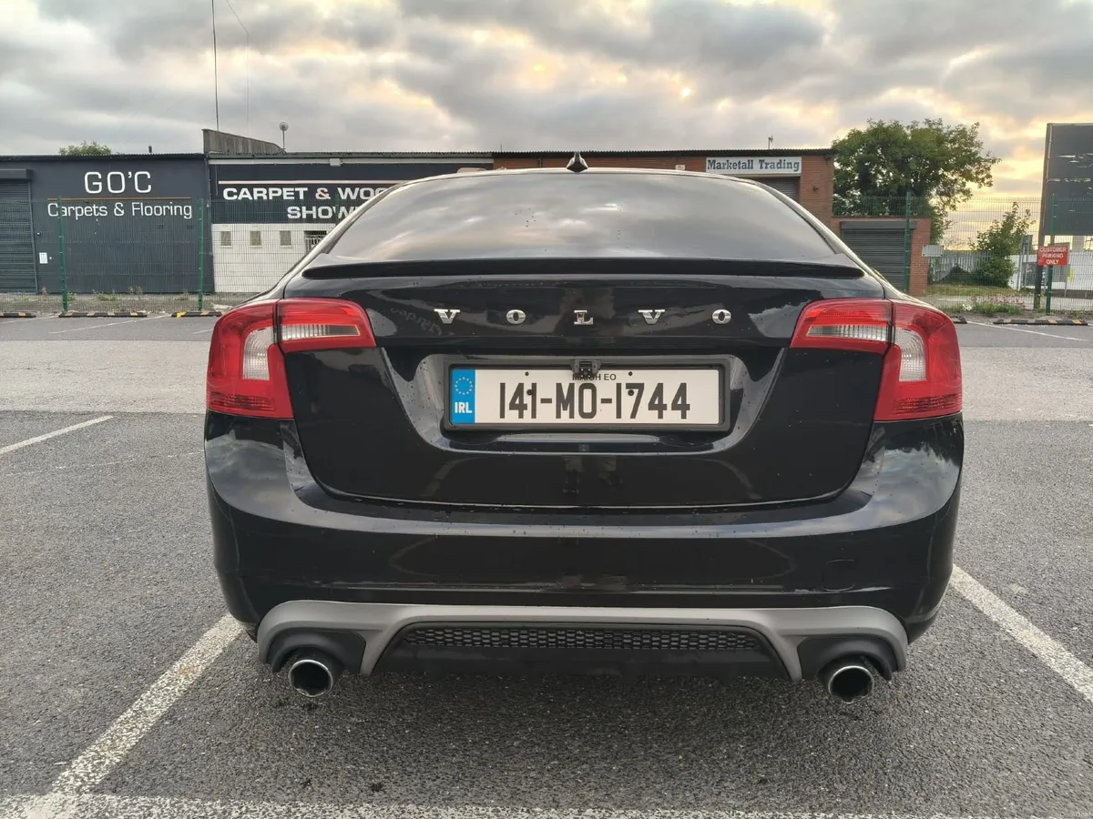 Volvo S60 2014,  R Design trim, 1.6 Diesel - Image 4