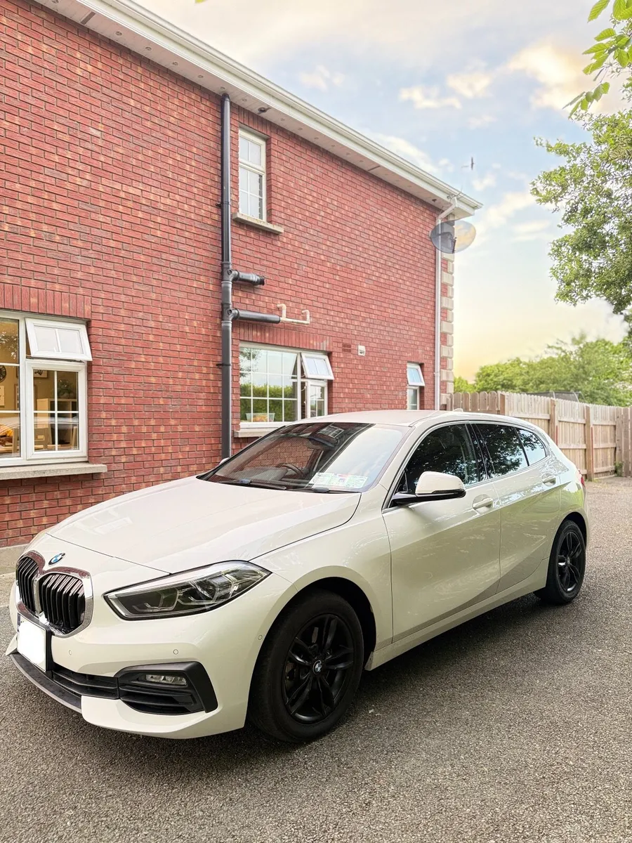 BMW 1-Series 118i 2019 - Image 5