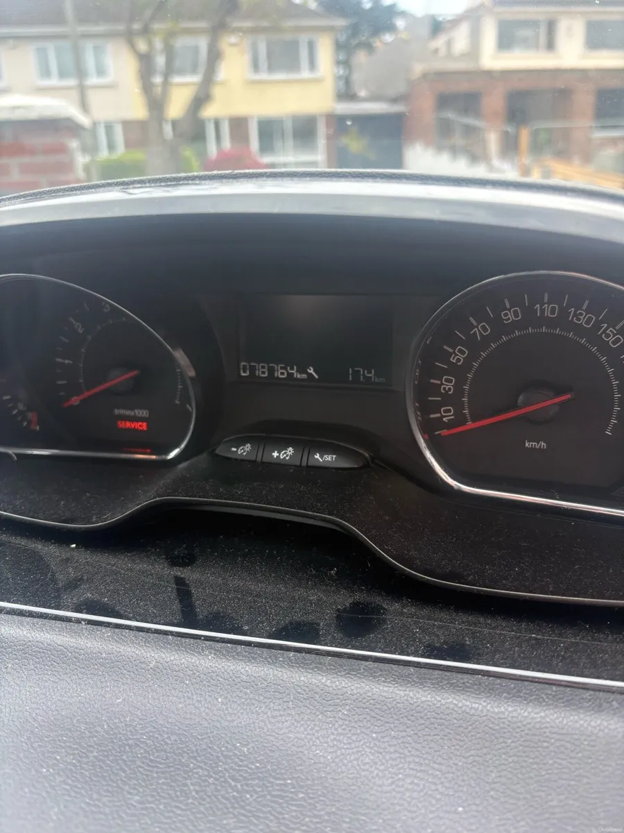 Peugeot 208 1L Petrol - Image 4