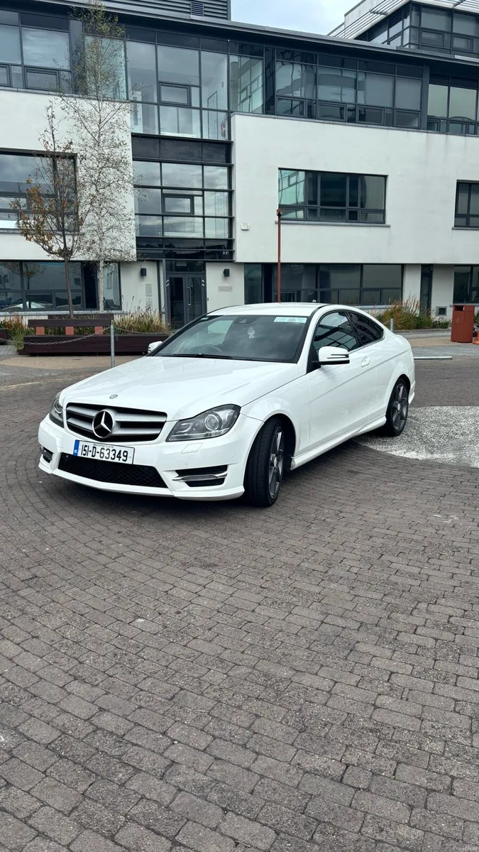 AMG LINE MERCEDES BENZ C-CLASS COUPE - Image 2