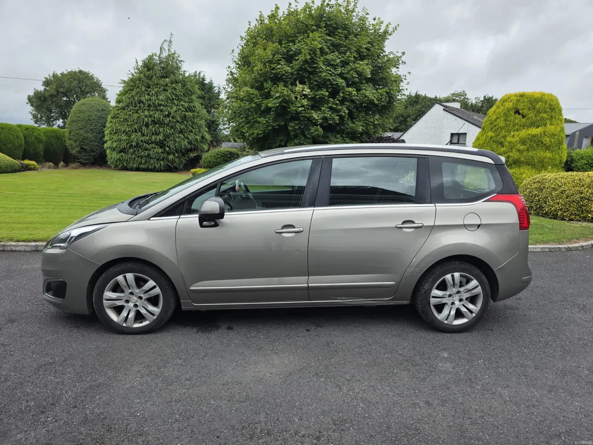 PEUGEOT 5008 1.6HDI..7 SEATS..(READ ADD) - Image 3