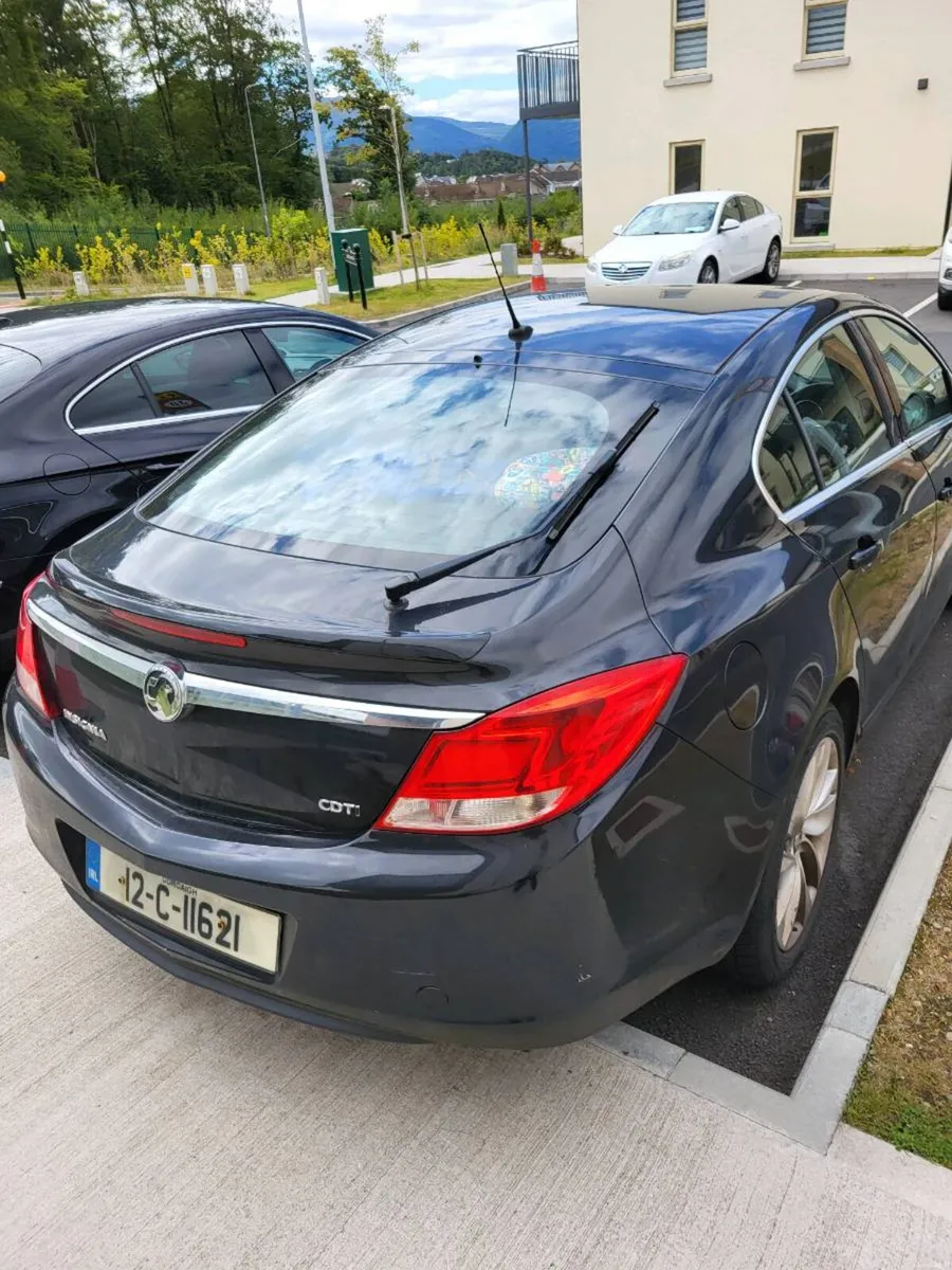 Car - Image 2