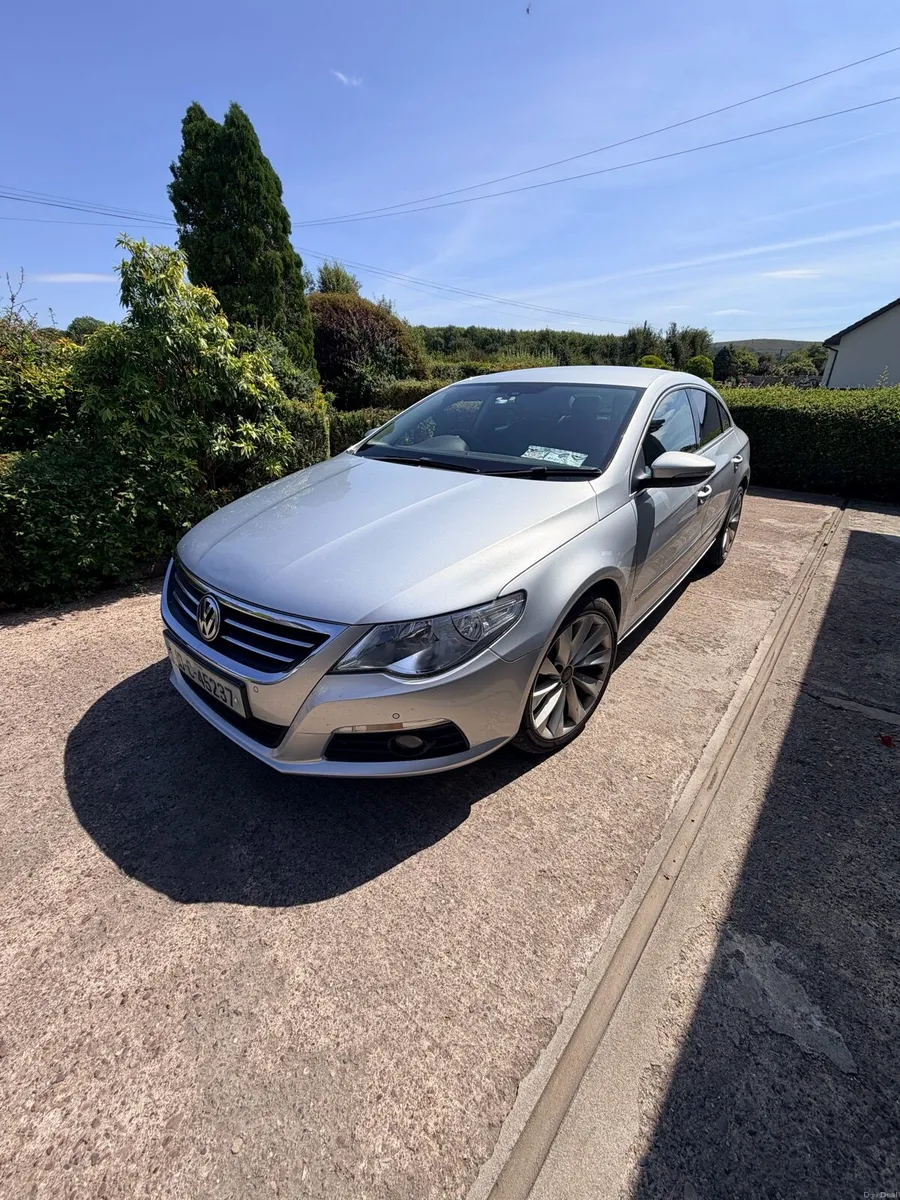 2010 Volkswagen Passat Coupe - Image 6
