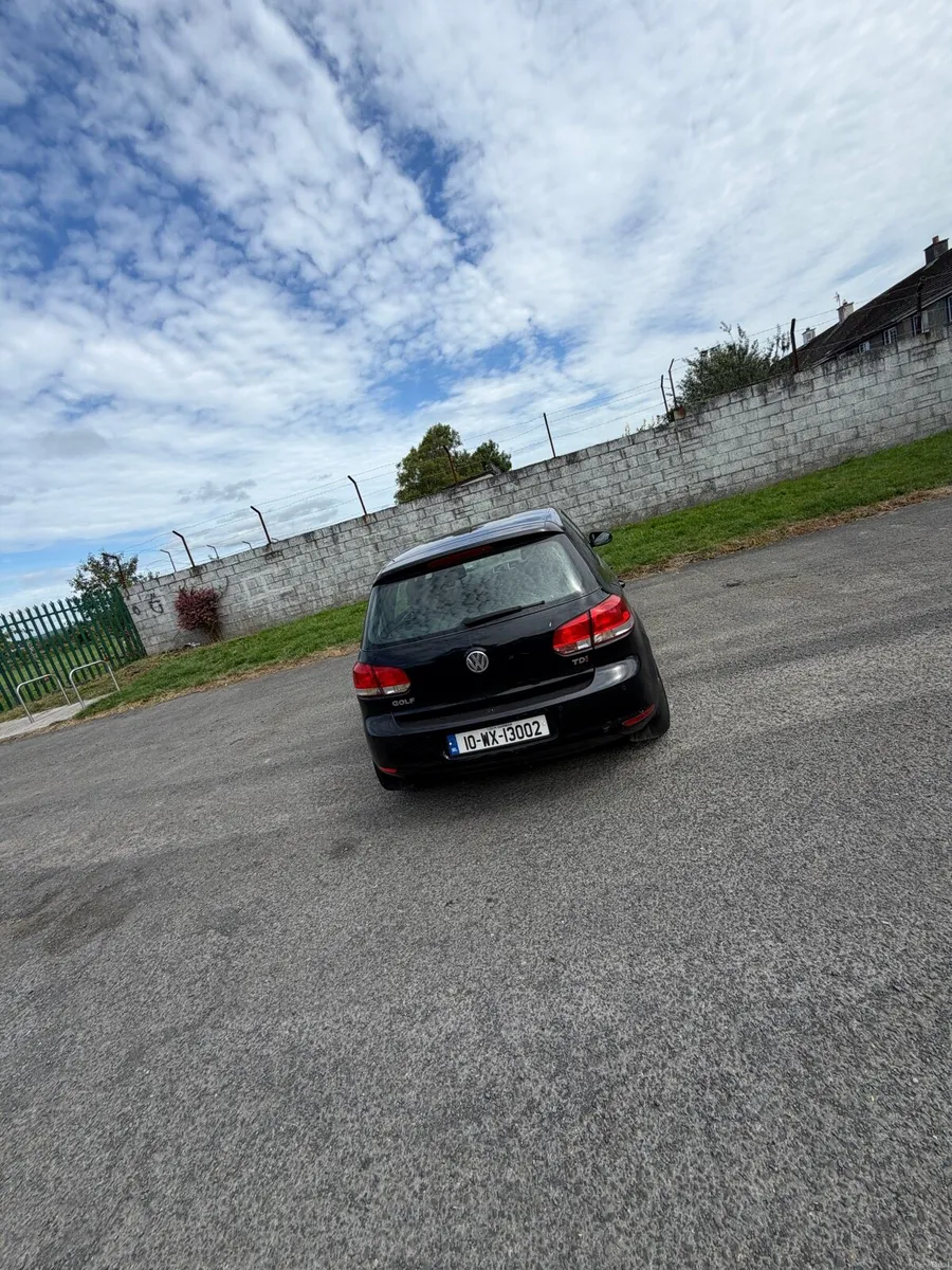 2010 Volkswagen Golf 1.6 TDI - Image 5