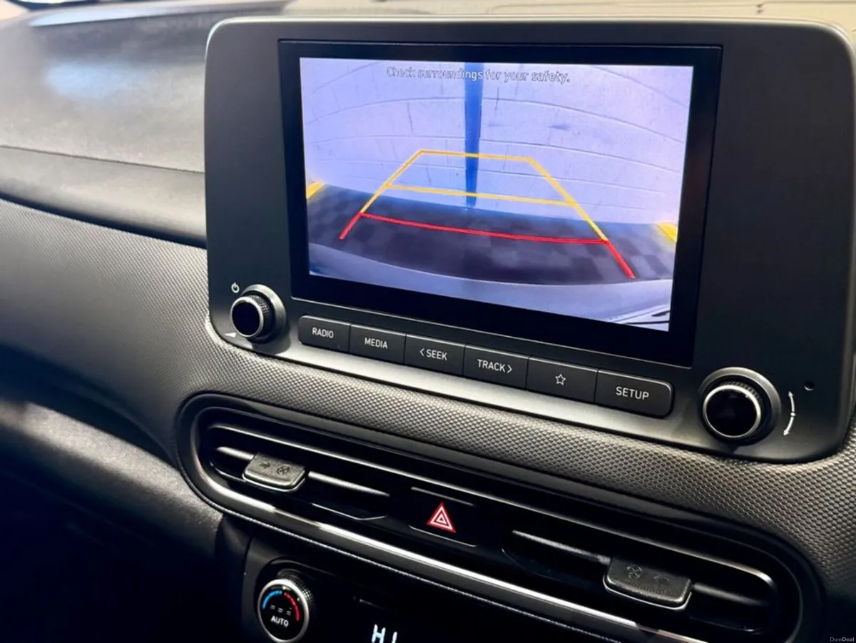 Hyundai KONA KAUAI EXECUTIVE MILD HYBRID 5DR DIESE - Image 5