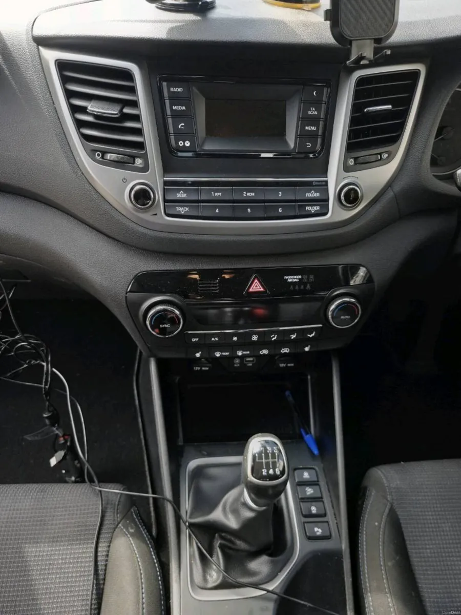 Hyundai Tuscon - Image 6