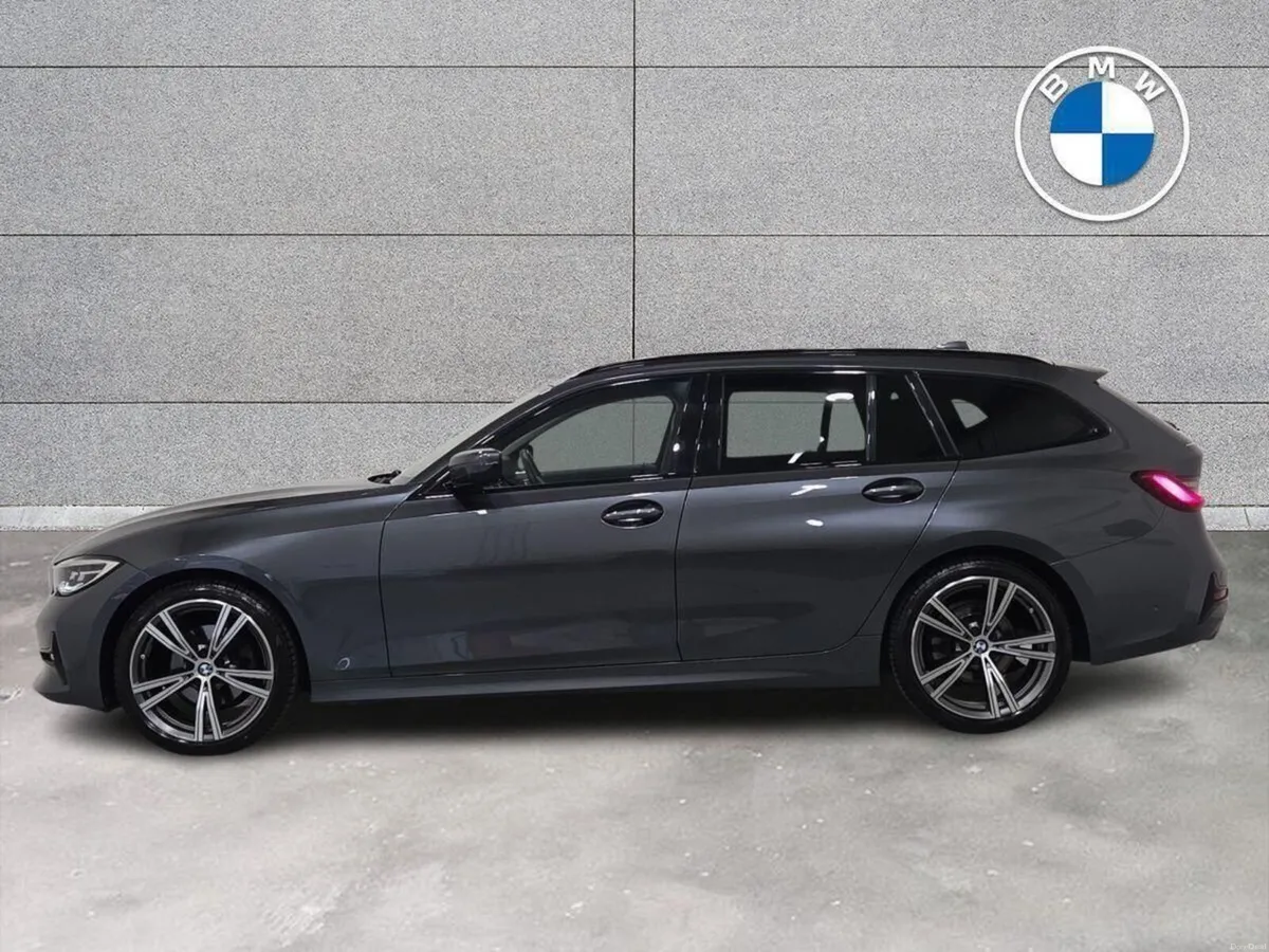 BMW 3-Series 320d Sport Touring - Image 3