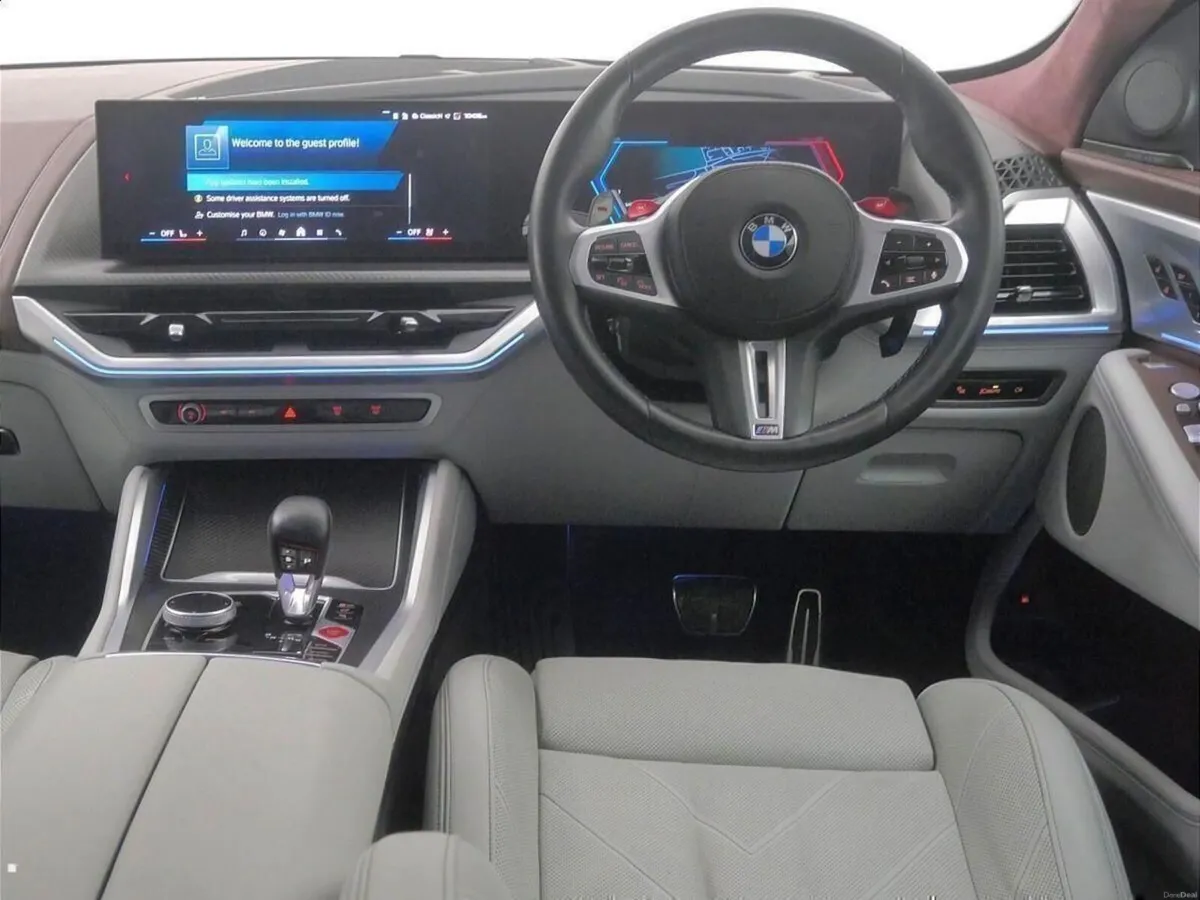 BMW XM 50e - Image 5