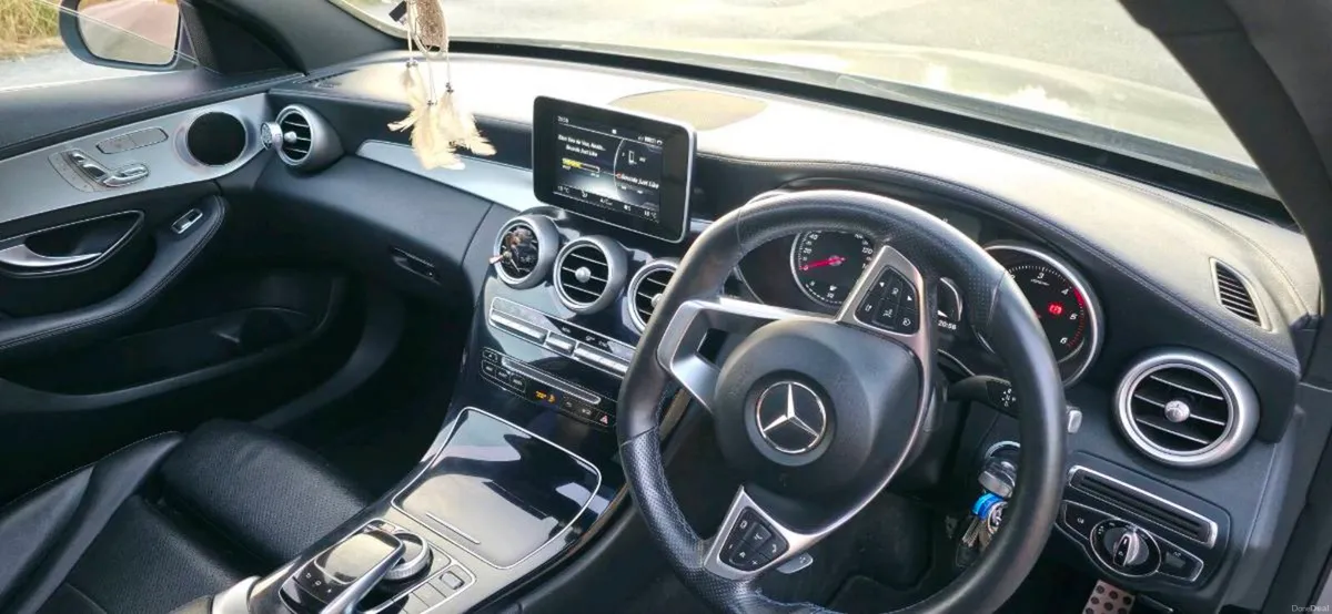 Car - Image 5