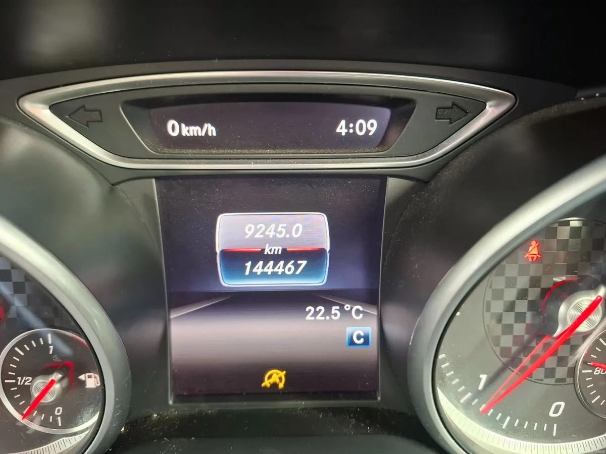 Mercedes-Benz A-Class 2017 - Image 2