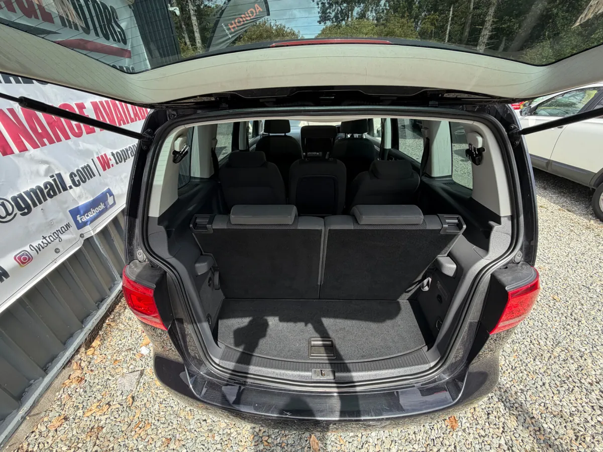 Volkswagen Touran 2015 - Image 4