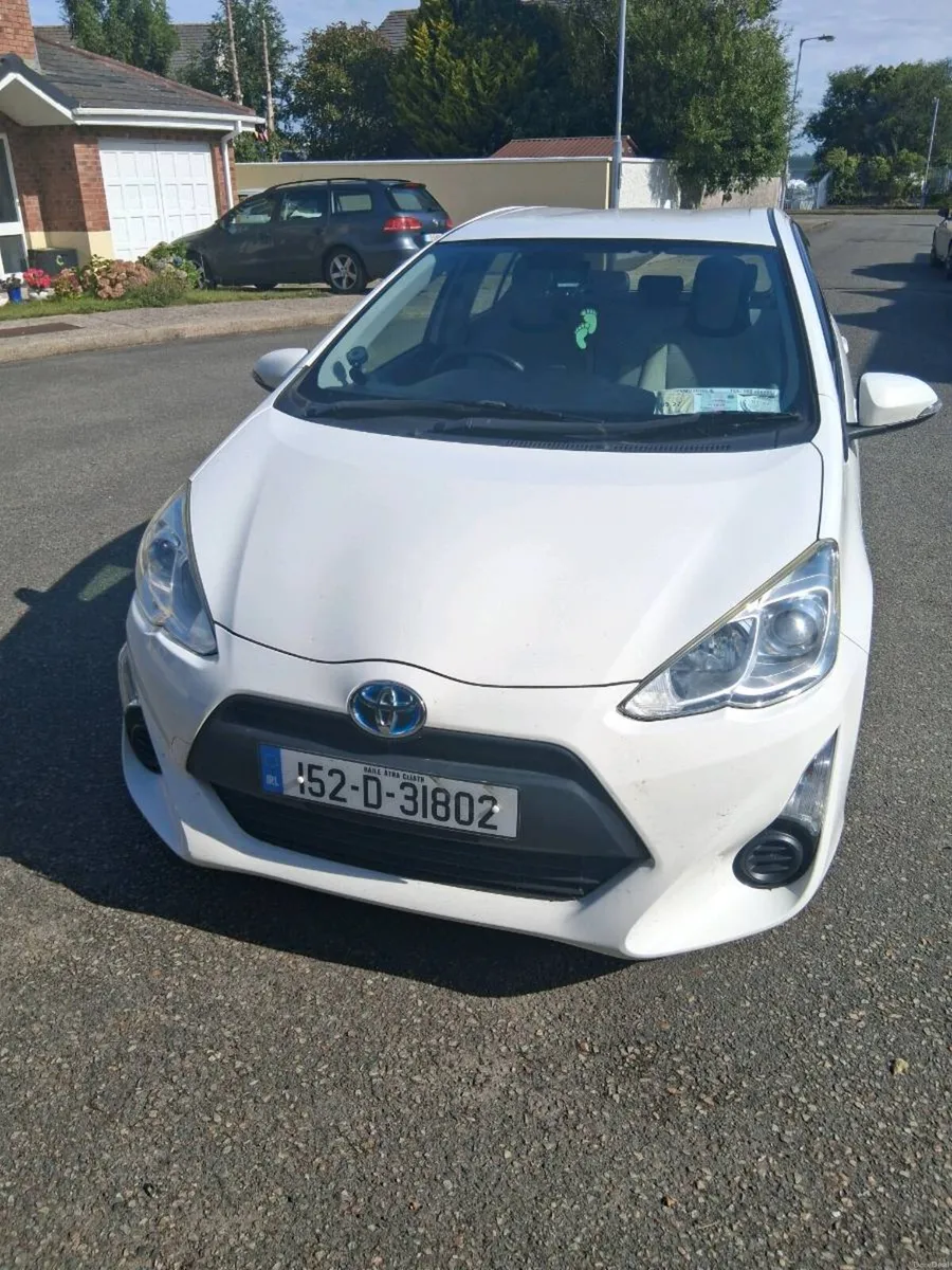 Toyota prius Aqua - Image 1