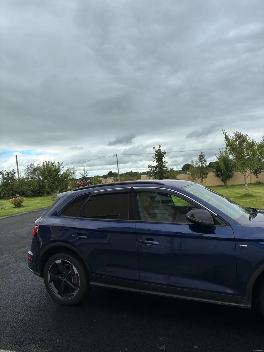 Audi Q5 Sline Quattro - Image 2