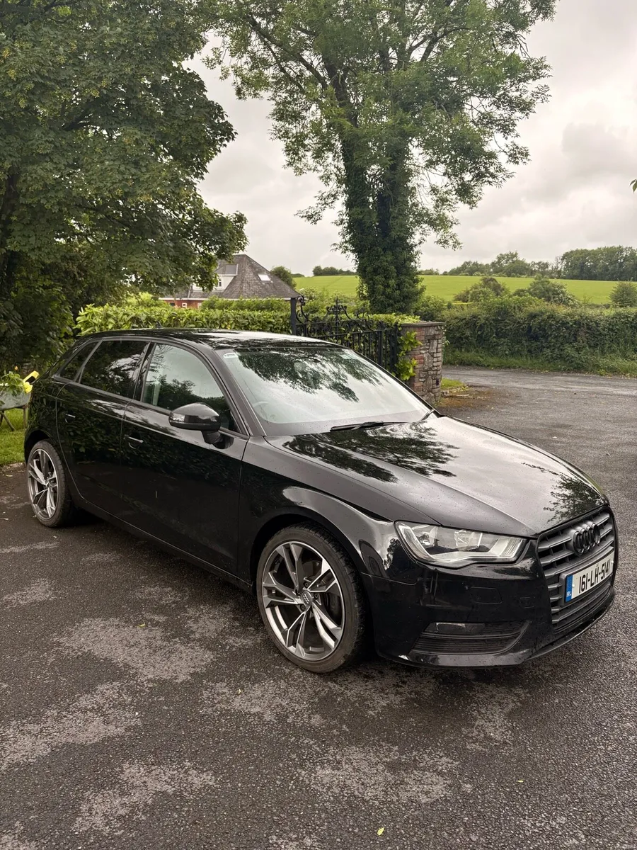 2016 AUDI A3 SE 1.6 TDI BLACK EDITION STYLING - Image 2