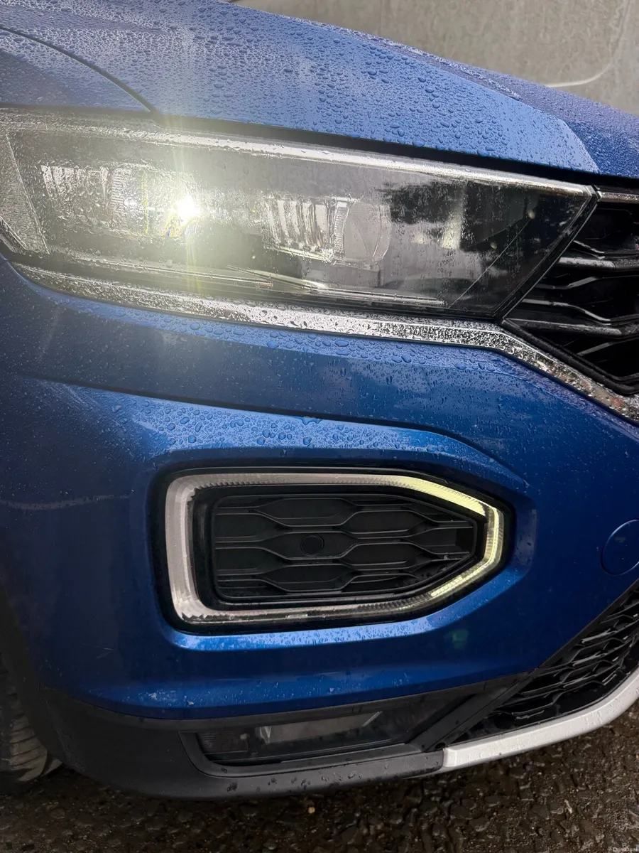 Volkswagen T-Roc Sport 1.5 TSI Automatic - Image 5
