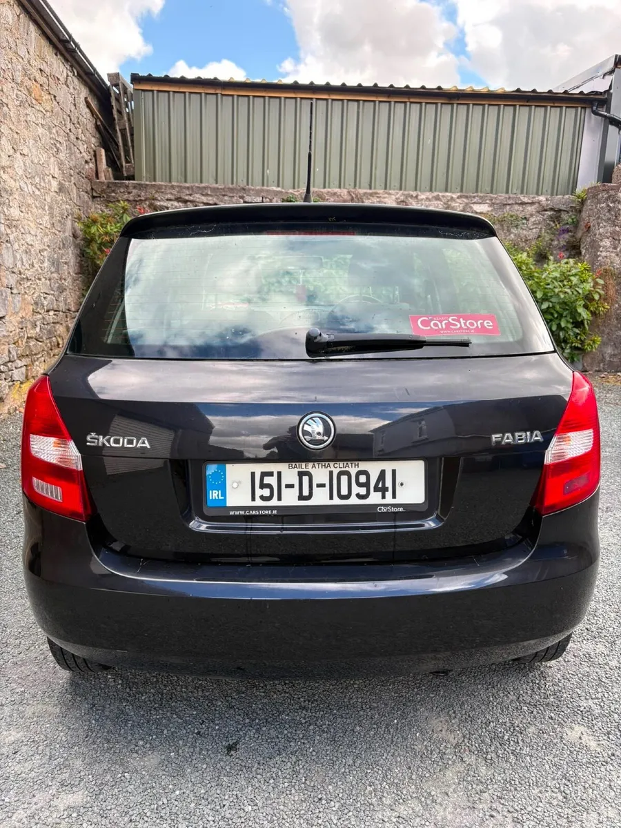 Skoda Fabia 2015 - Image 2