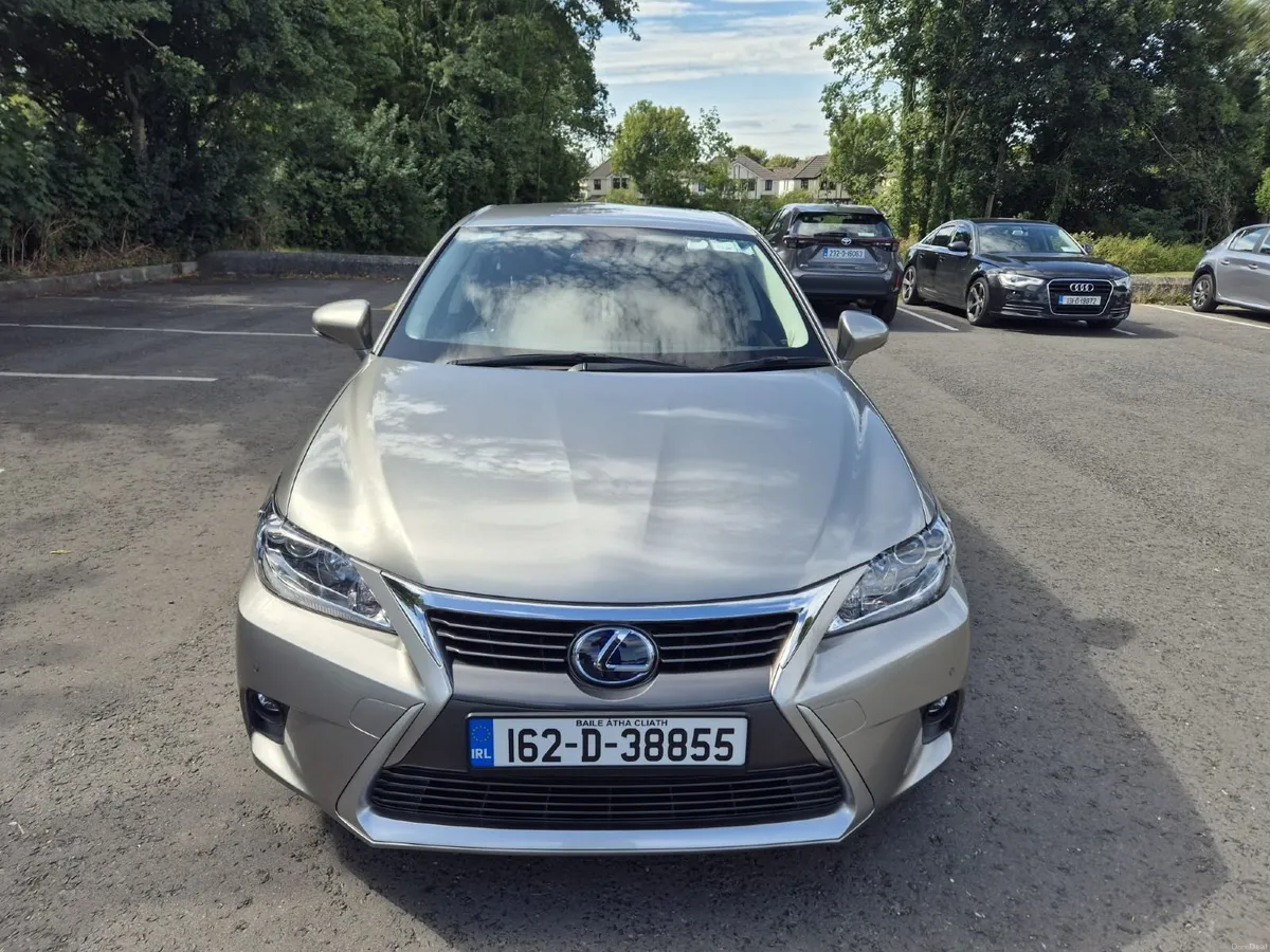 2016 Lexus CT200h-39,500 KM-Leather & Heated Seats - Image 2