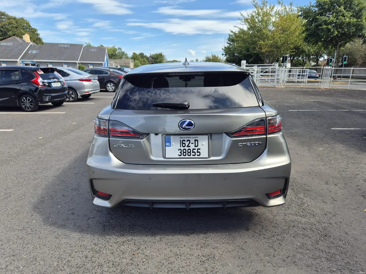 2016 Lexus CT200h-39,500 KM-Leather & Heated Seats - Image 6
