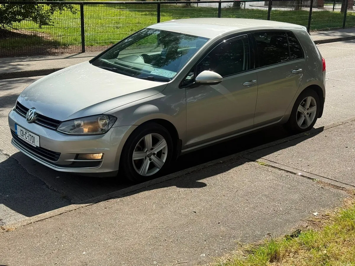 Volkswagen golf - Image 2