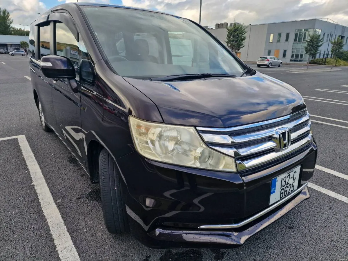 2013 Honda Stepwagon 2.0L Automatic 105k km 8seats - Image 1