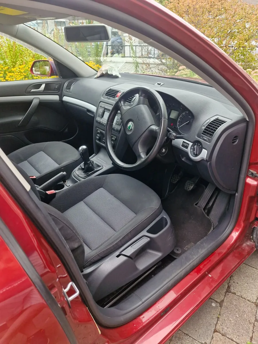 Skoda Octavia 2008 - Image 5
