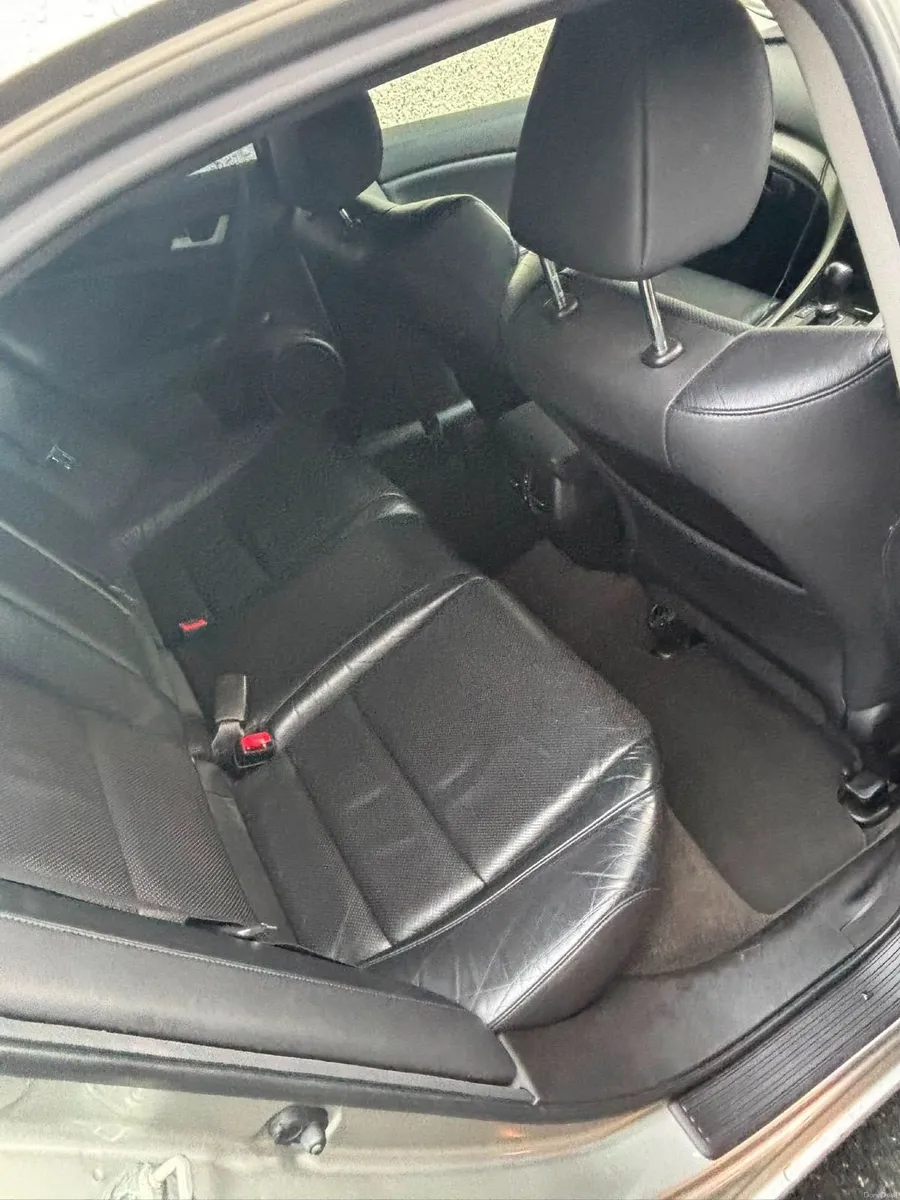 Honda Accord 2.2 Diesel Automatic - Image 4