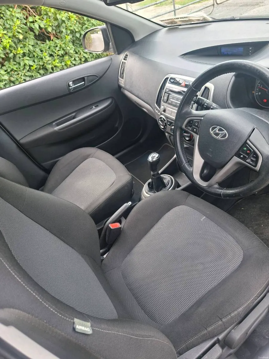 HYUNDAI I20 2013 - Image 5