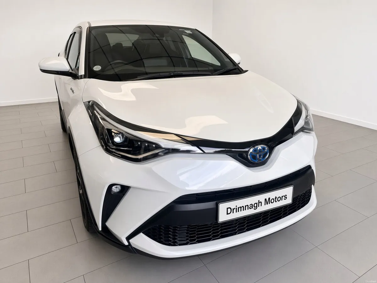 Toyota CHR HYBRID LUNA SPORT - Image 3