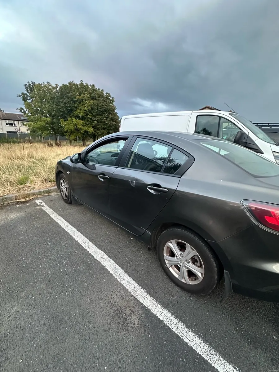 Mazda 3 2011 - Image 4