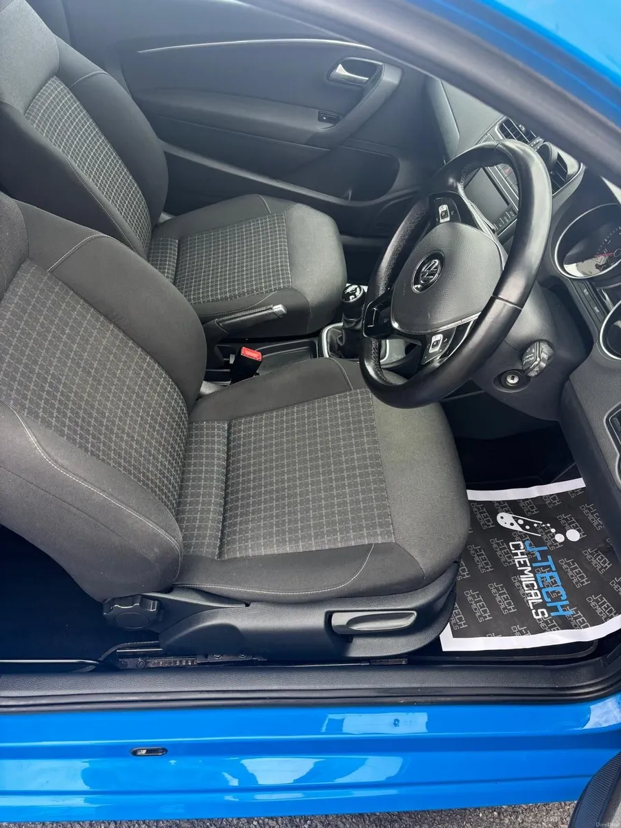 Volkswagen Polo 2015 (New NCT) - Image 5