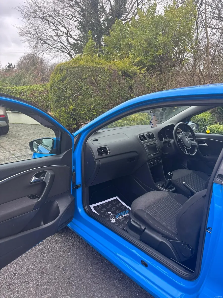 Volkswagen Polo 2015 (New NCT) - Image 6