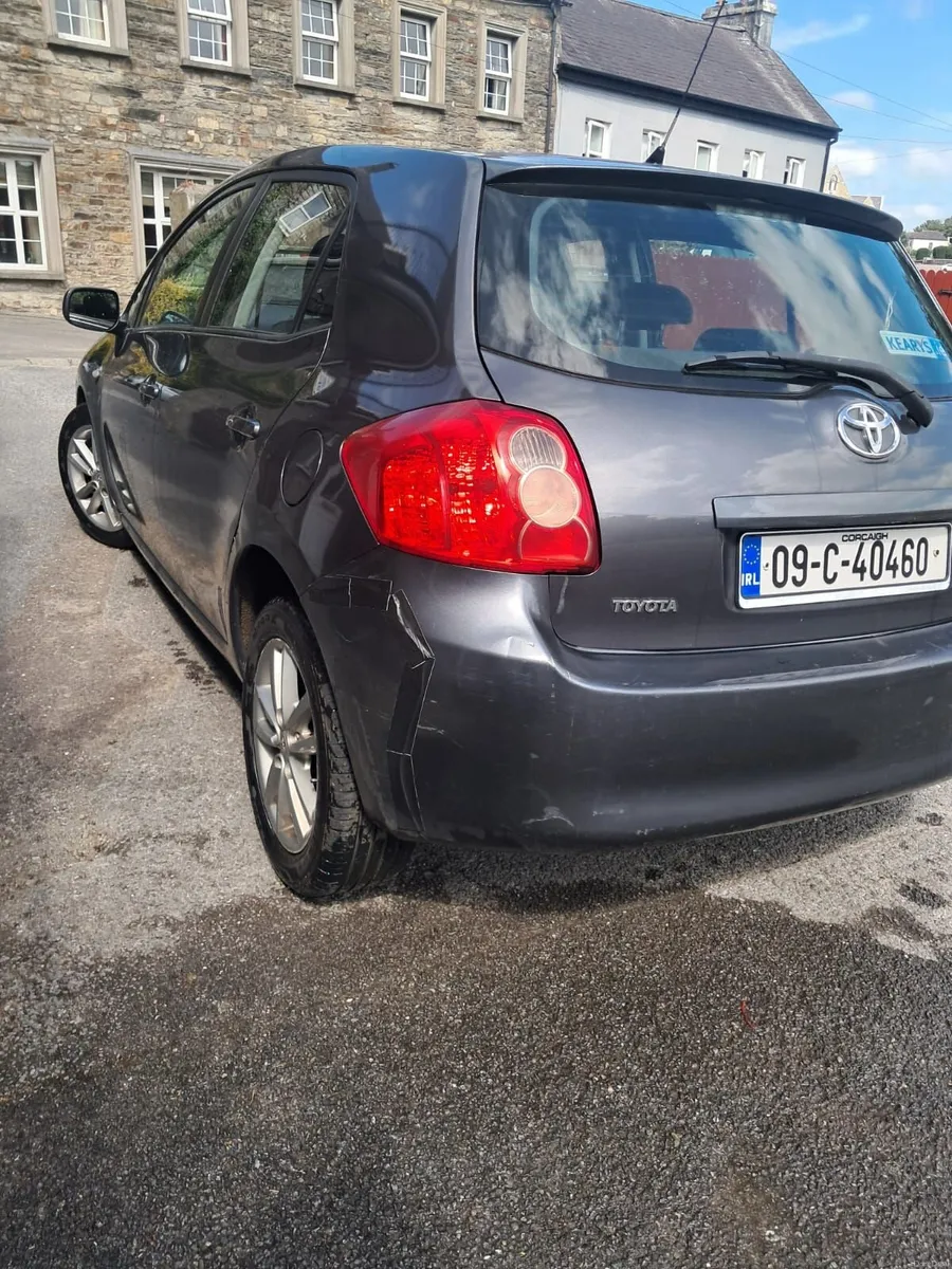 Toyota Auris 2009 - Image 4