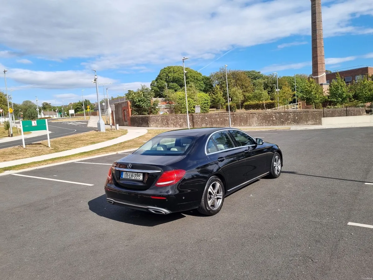 Stunning Mercedes-Benz E-Class - Image 2